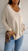 V-neck Long-sleeved T-shirt